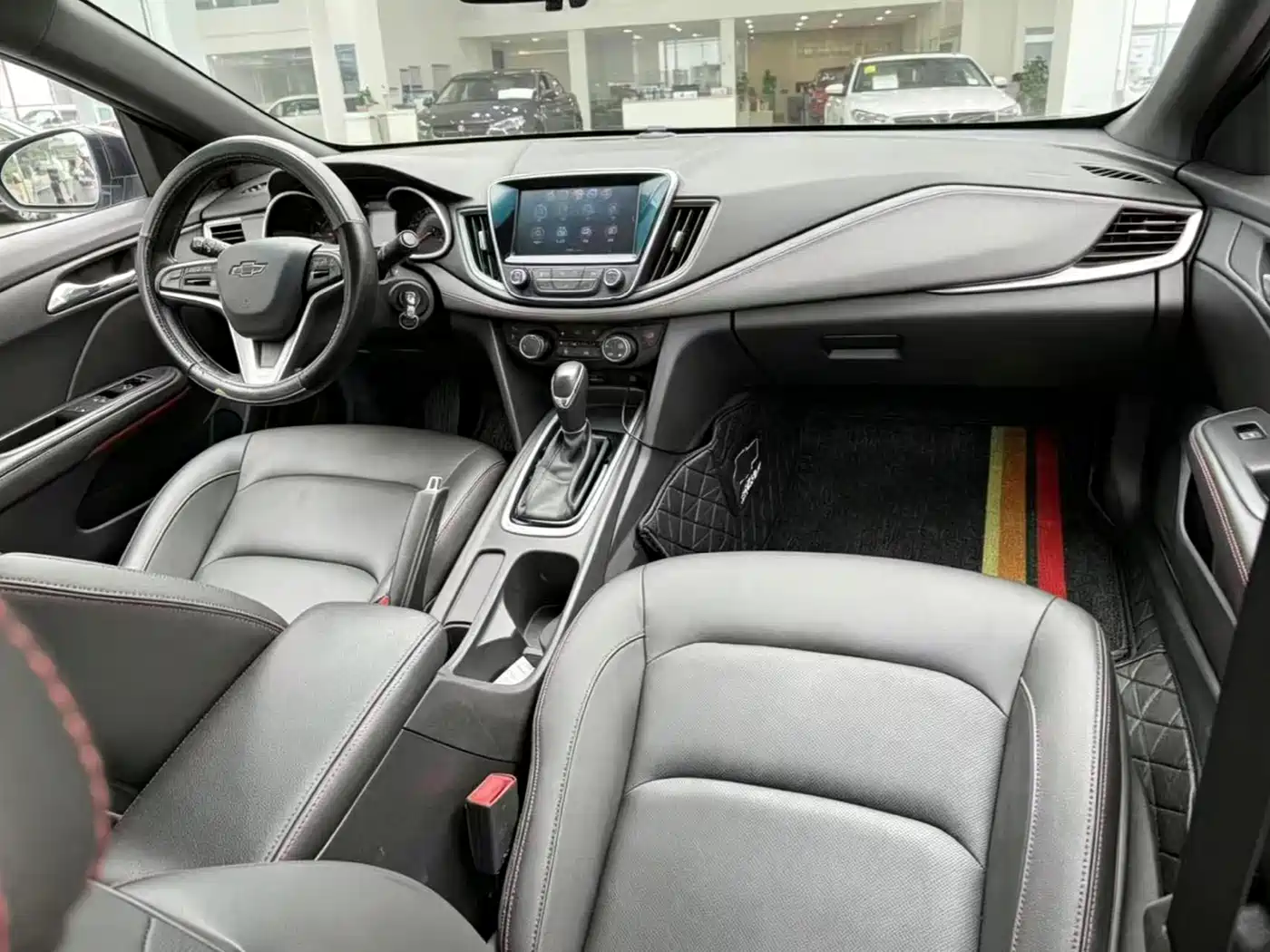 Chevrolet Monza 2019 RS 330T Auto Smooth Edition China VI фото 5