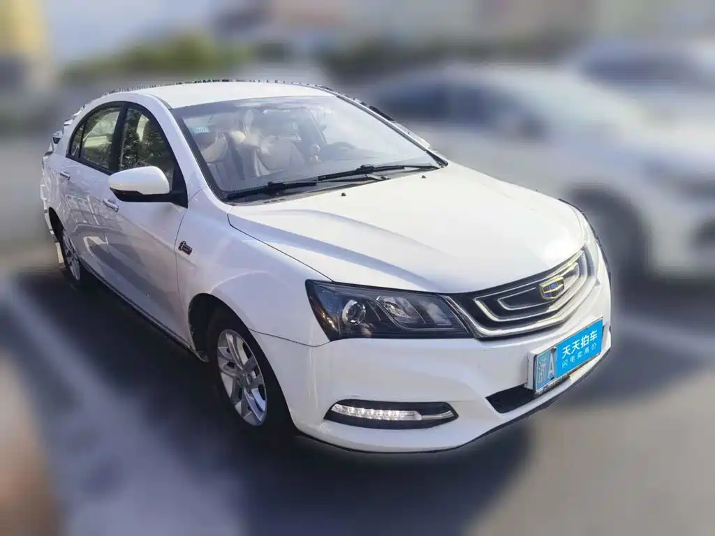 Фото 3 - Geely Emgrand