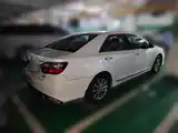 Фото 6 - Toyota Camry