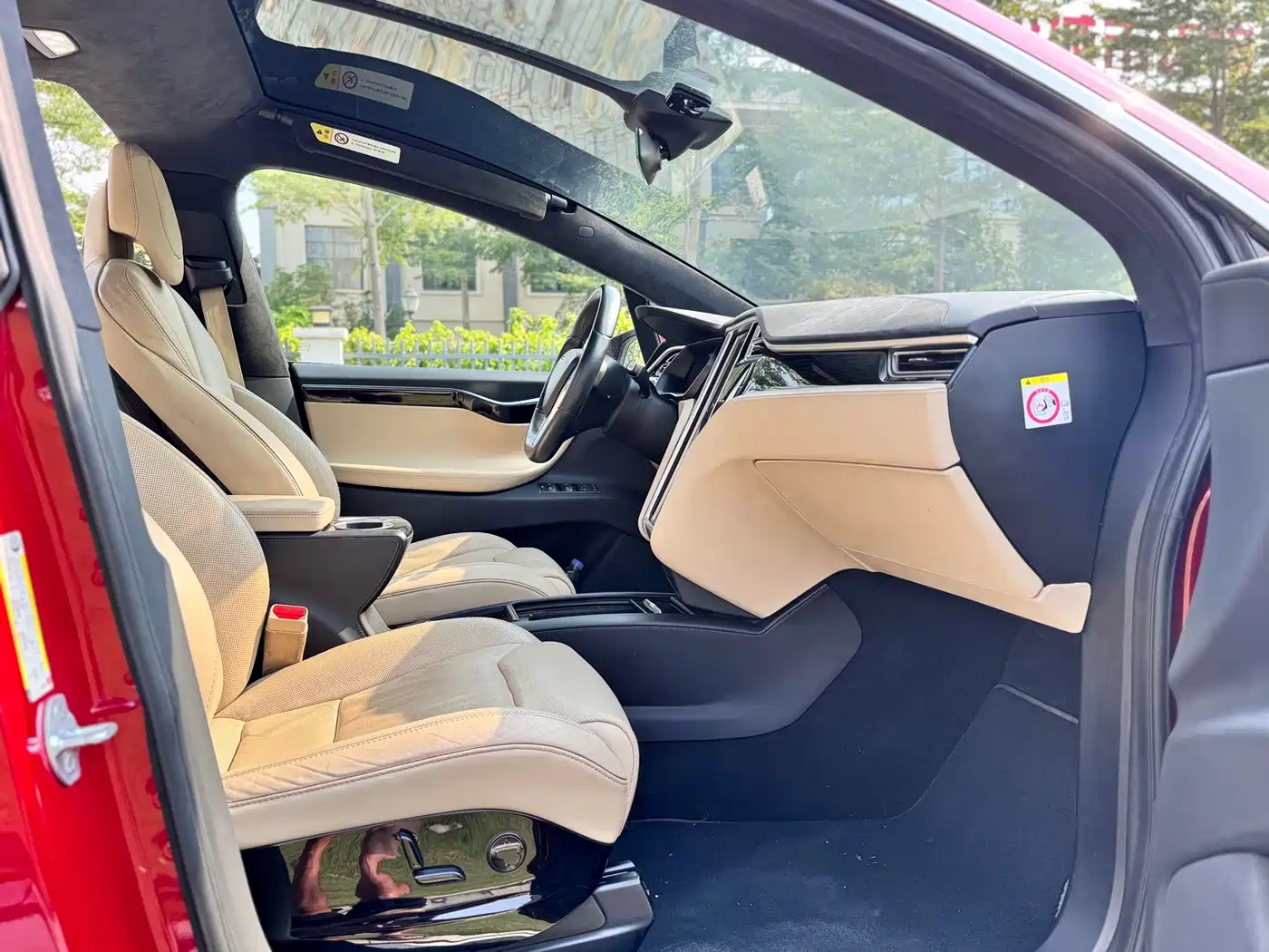 Фото 20 - Tesla Model X