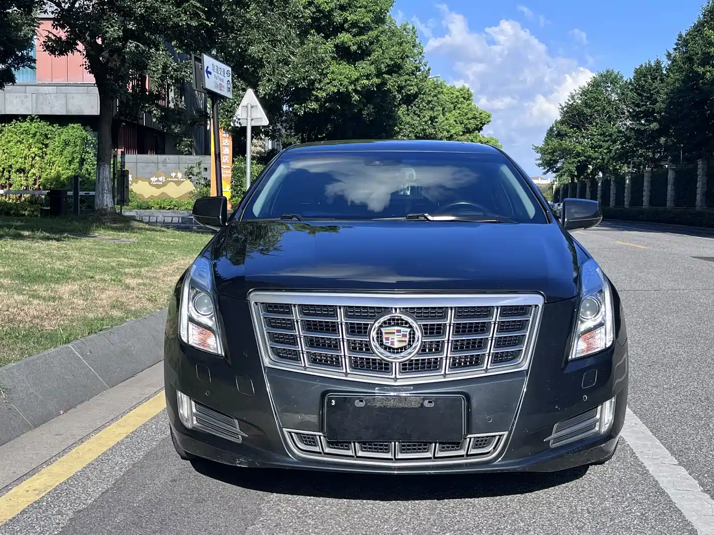 Cadillac XTS 2014 2014 28T Platinum Edition