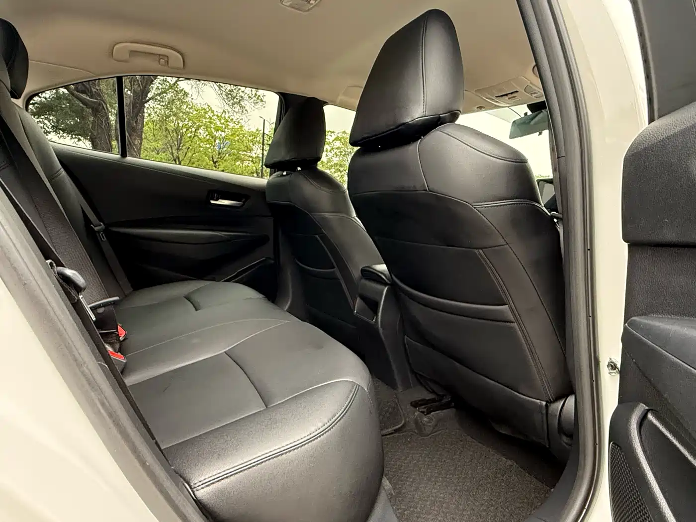 Toyota Corolla 2021 1.2T S-CVT Pioneer Edition фото 9