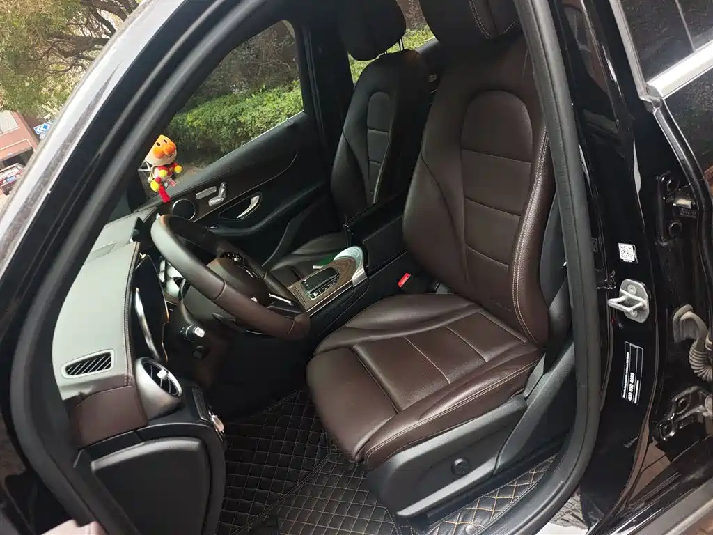 Mercedes-Benz GLC 2022 Facelift II GLC 260 L 4MATIC Luxury фото 11