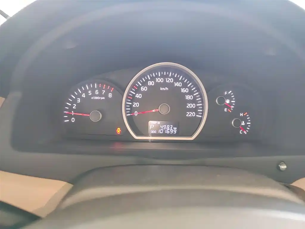 Kia Sportage 2013 2.0L Automatic 2WD GL фото 12