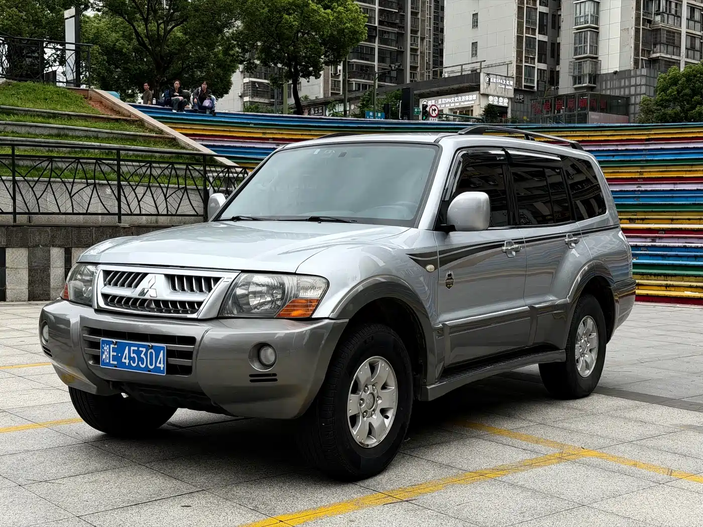 Mitsubishi Pajero 2011 Mitsubishi Pajero V73 3.0L AT GLX