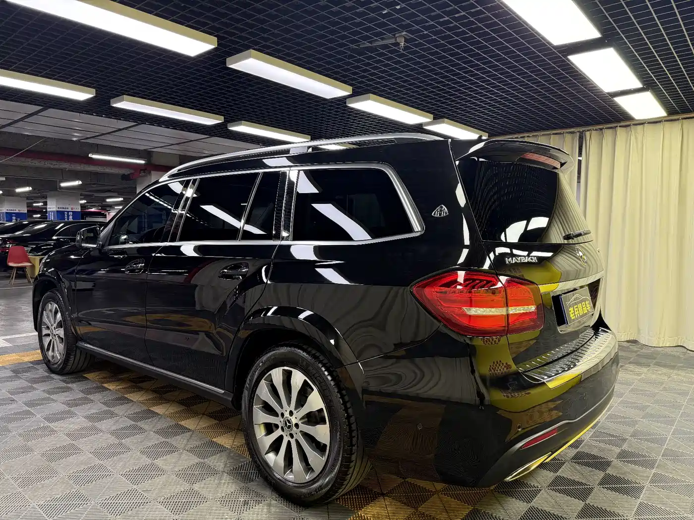 Mercedes-Benz GLS 2018 GLS 400 4MATIC Luxury фото 12
