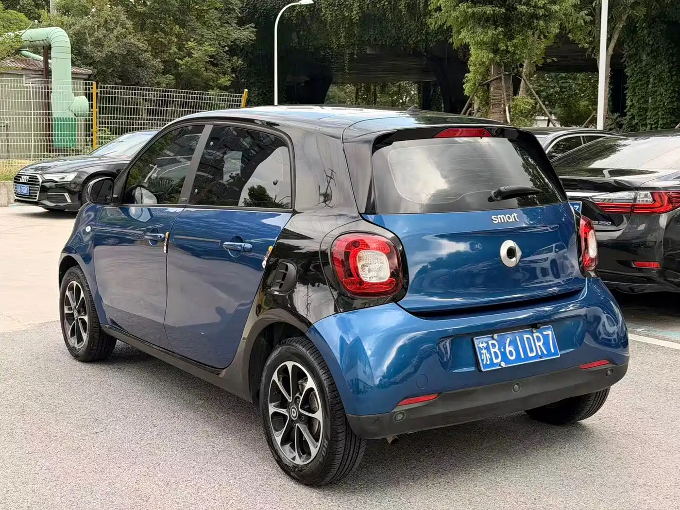 smart forfour 2016 2016 1.0L 52kW Passion Edition