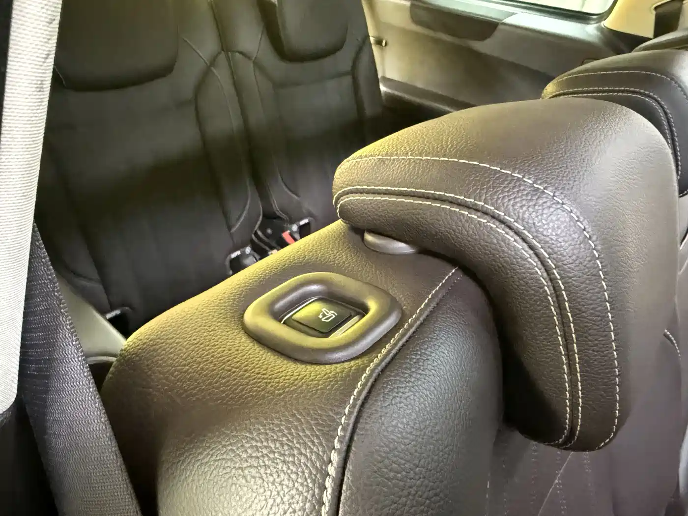 Mercedes-Benz GLS 2018 GLS 400 4MATIC Luxury фото 49