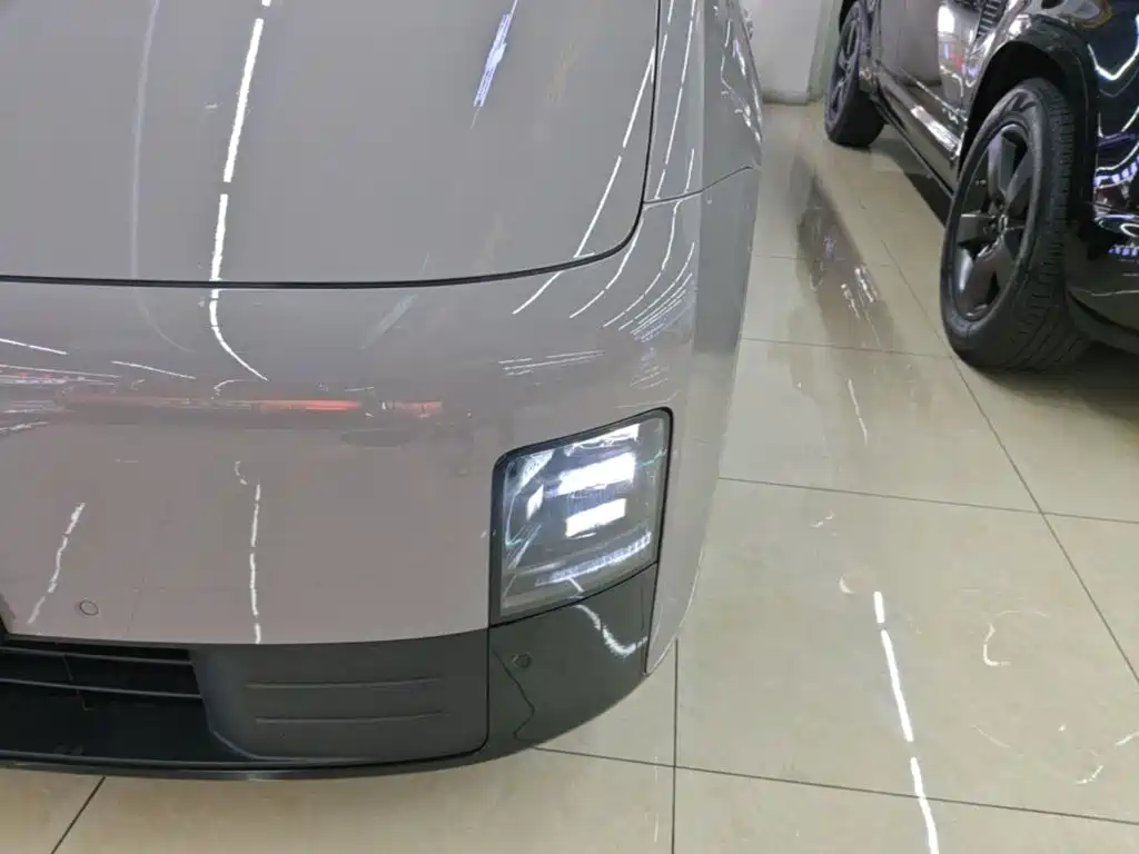 Li Auto MEGA 2025 2024 Ultra