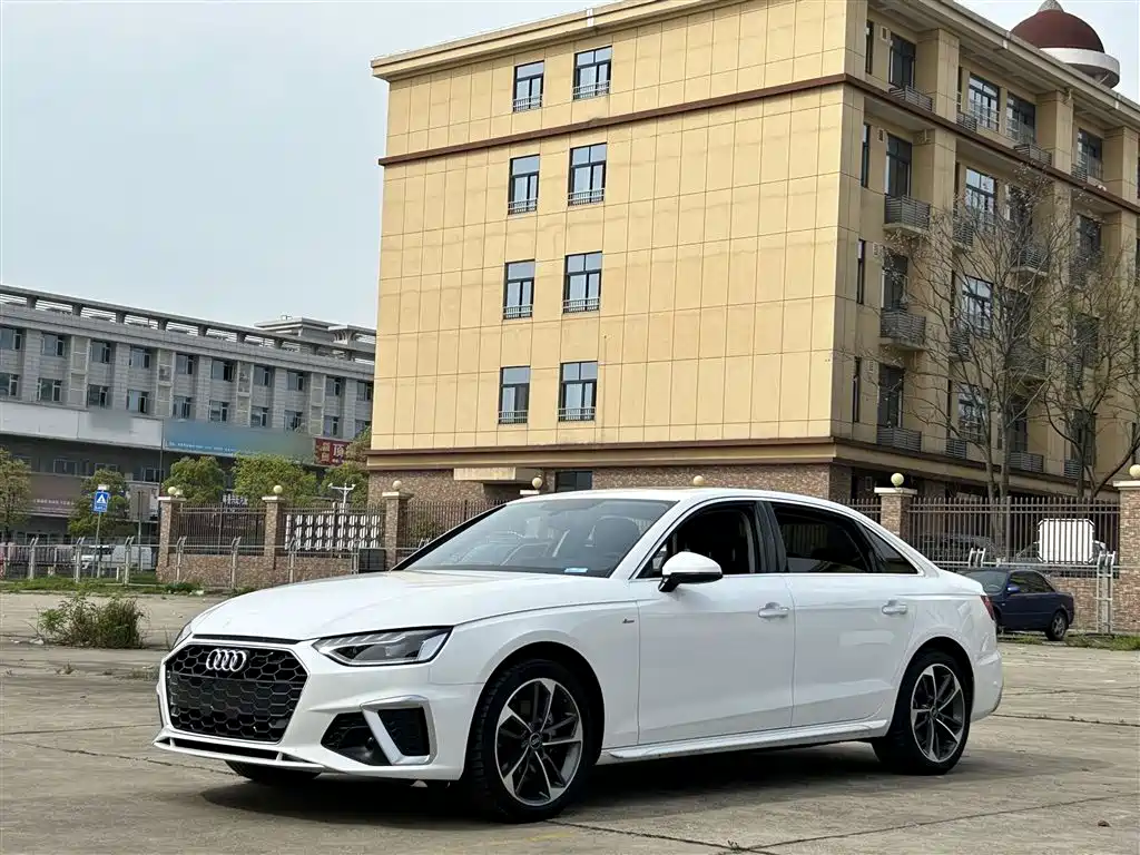 Audi A4L 2024 40 TFSI Fashion Dynamic