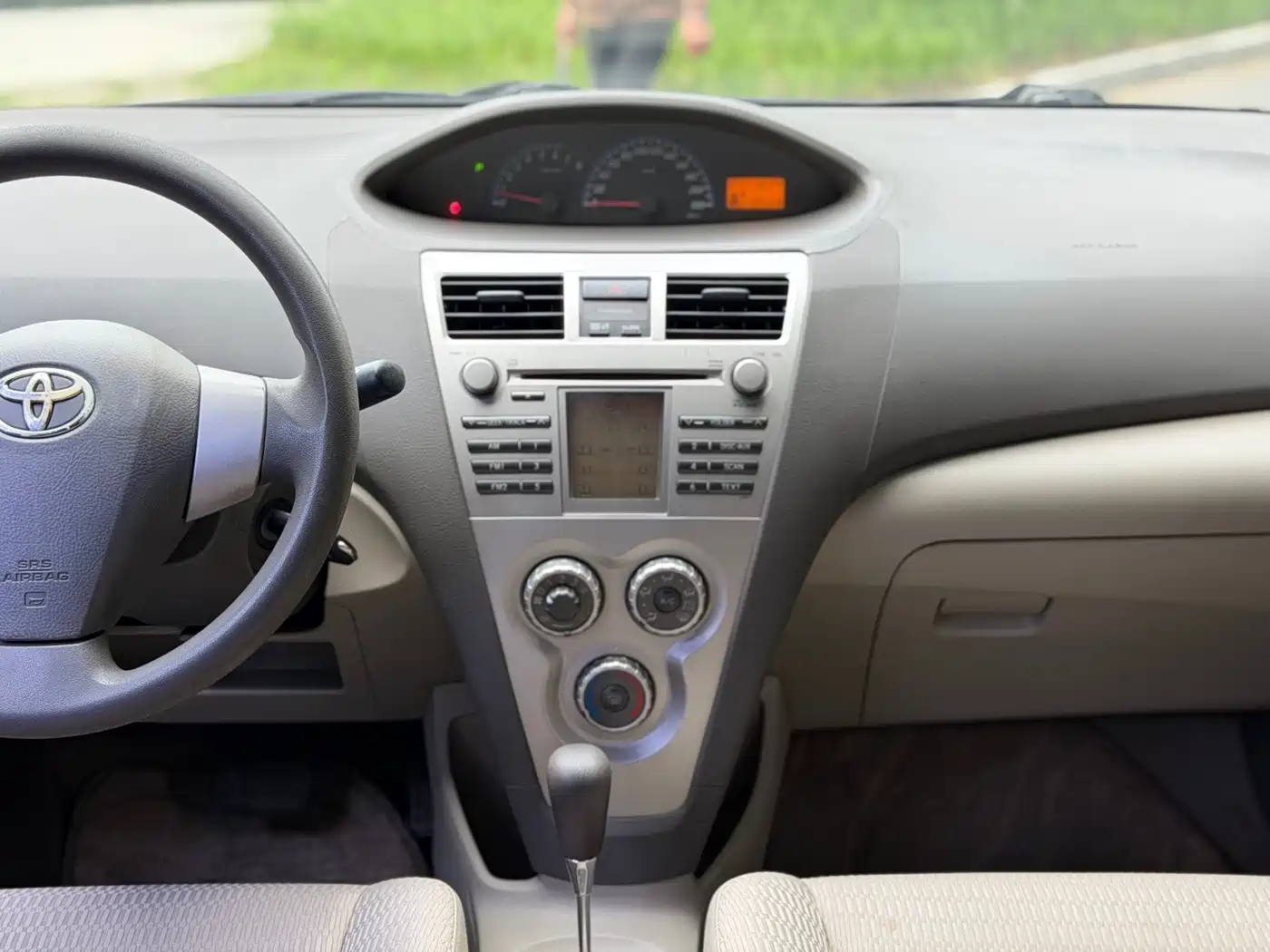 Toyota Vios 2010 Model 1.6L GL-i AT фото 11