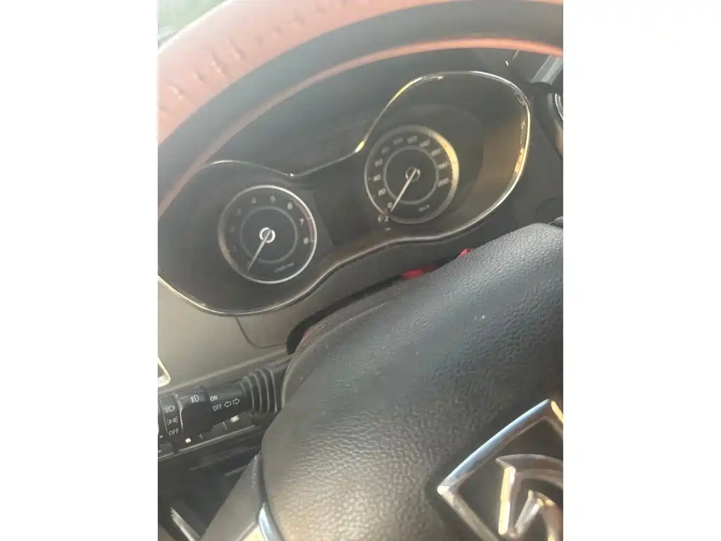 Baojun 560 2017 2016 1.5T Manual Elite