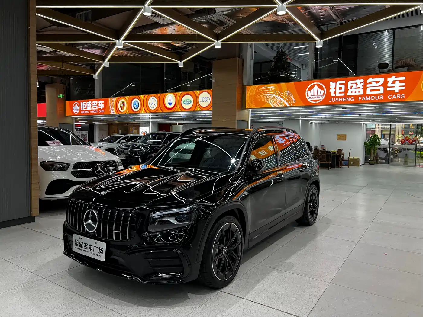 Mercedes-Benz GLB AMG 2024 AMG GLB 35 4MATIC