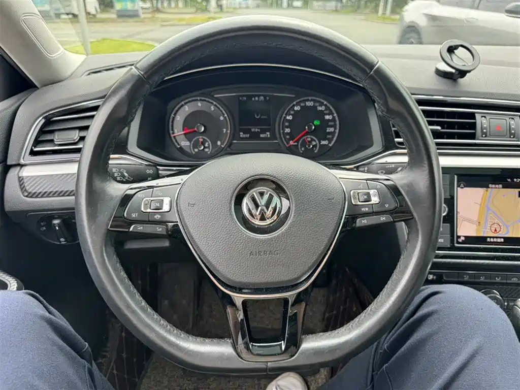 Volkswagen Lamando 2019 280TSI DSG Comfort Edition China V фото 4