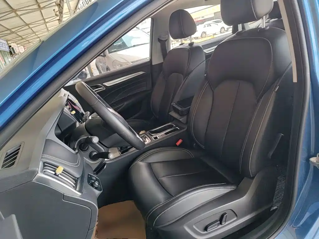 Roewe i6 2018 2017 20T Auto Internet Smart Enjoy Edition