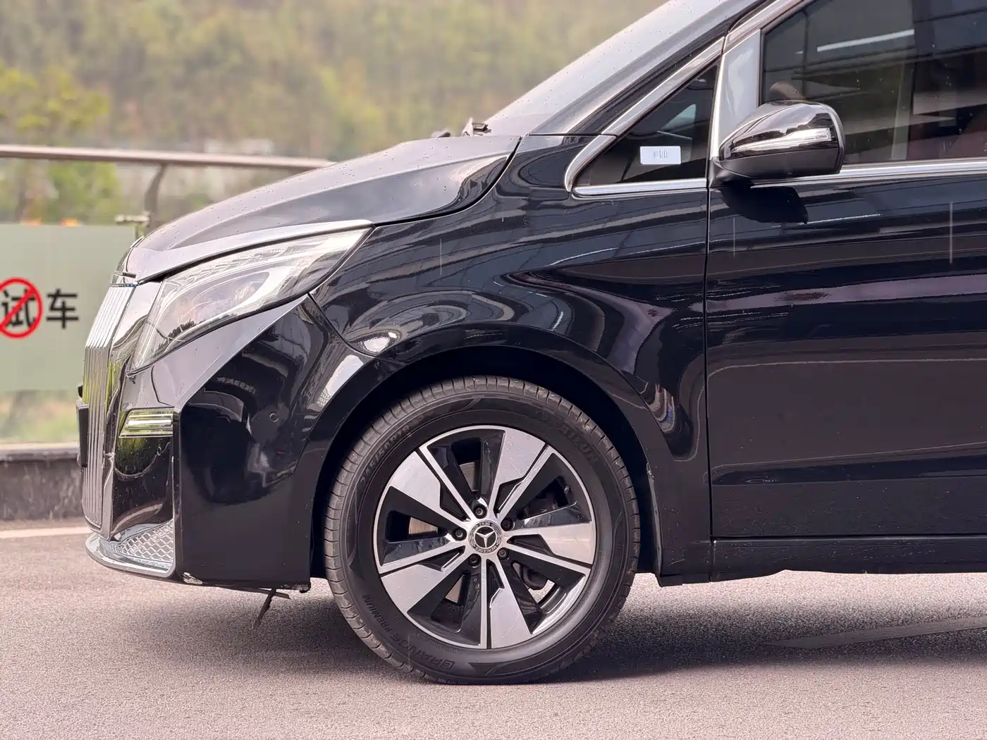 Mercedes-Benz V-Class 2022 V 260 L Long Wheelbase Luxury Edition фото 4