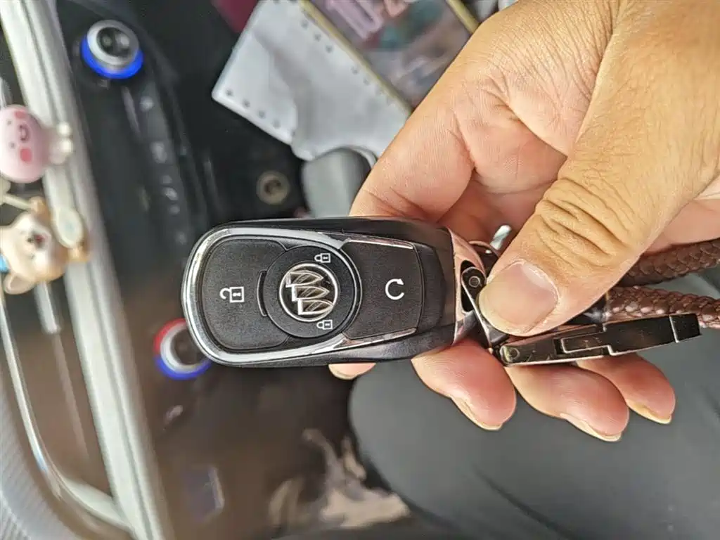 Buick Velite 6 2019 Connected Smart Edition фото 9