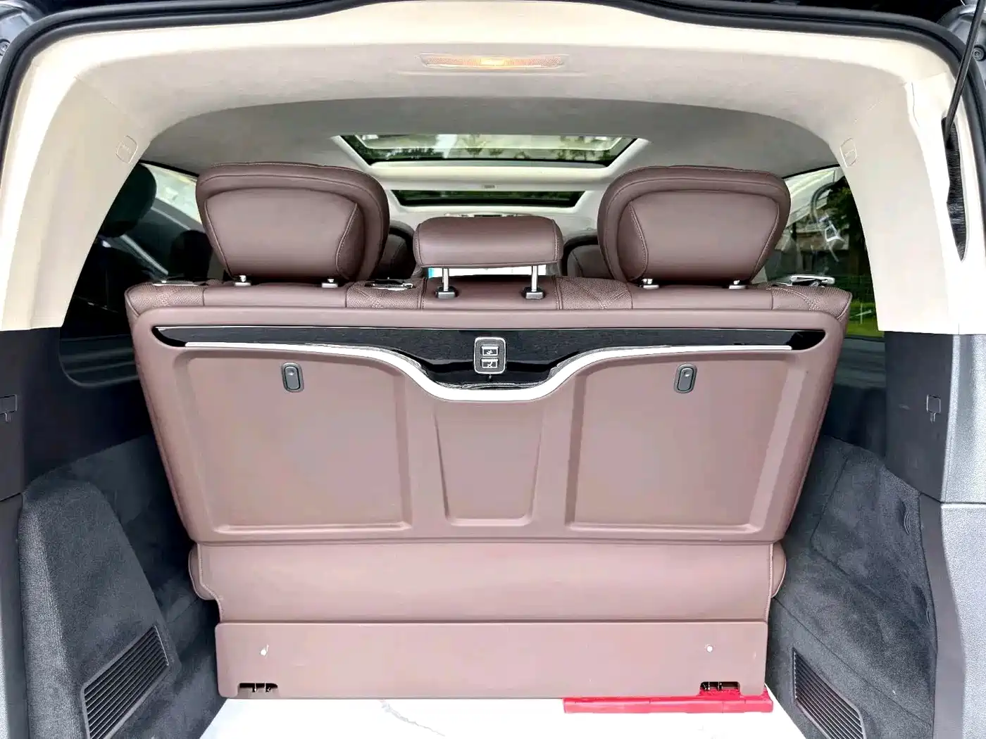 Mercedes-Benz V-Class 2025 2024 V 300 L Long Wheelbase Luxury Edition