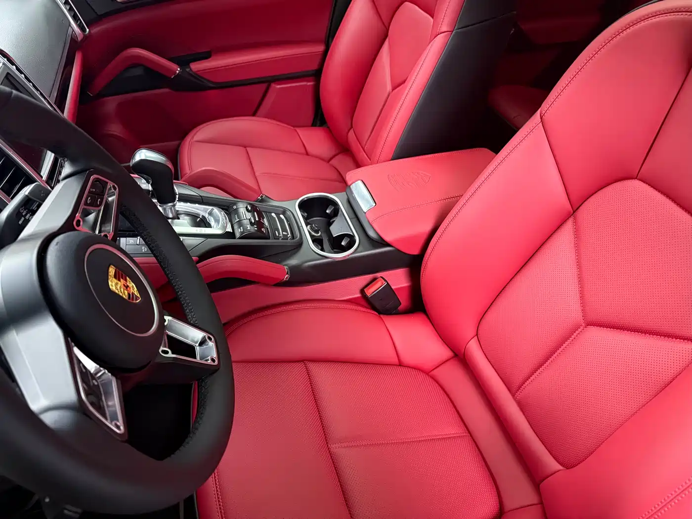 Porsche Cayenne 2014 Cayenne Platinum Edition 3.0T фото 4