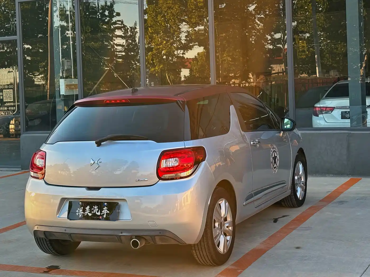 DS 3 Classic 2012 1.6L Style Edition фото 6
