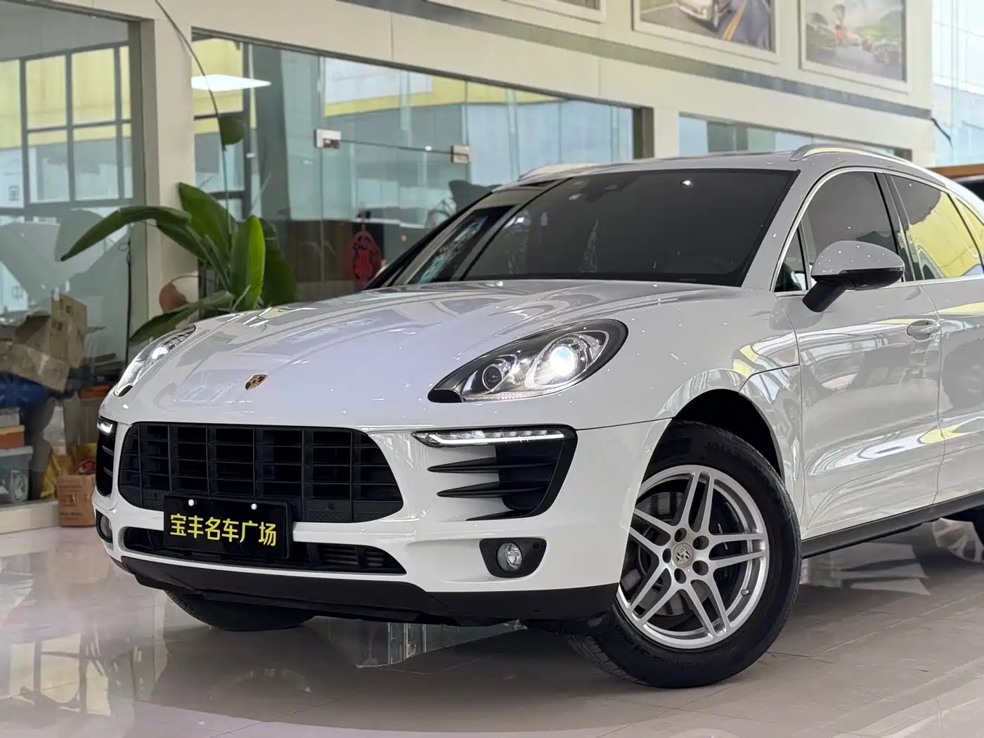 Porsche Macan 2017 Macan 2.0T фото 13