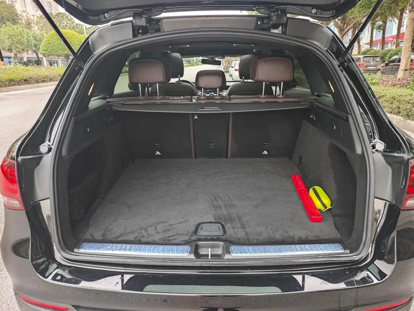 Mercedes-Benz GLC 2022 Facelift GLC 260 L 4MATIC Dynamic фото 12