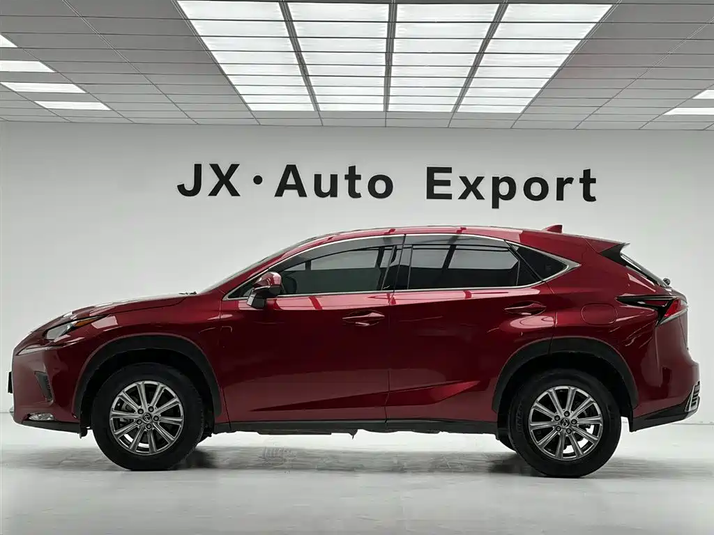 Lexus NX 2020 200 FWD Sharp Edition China VI фото 7