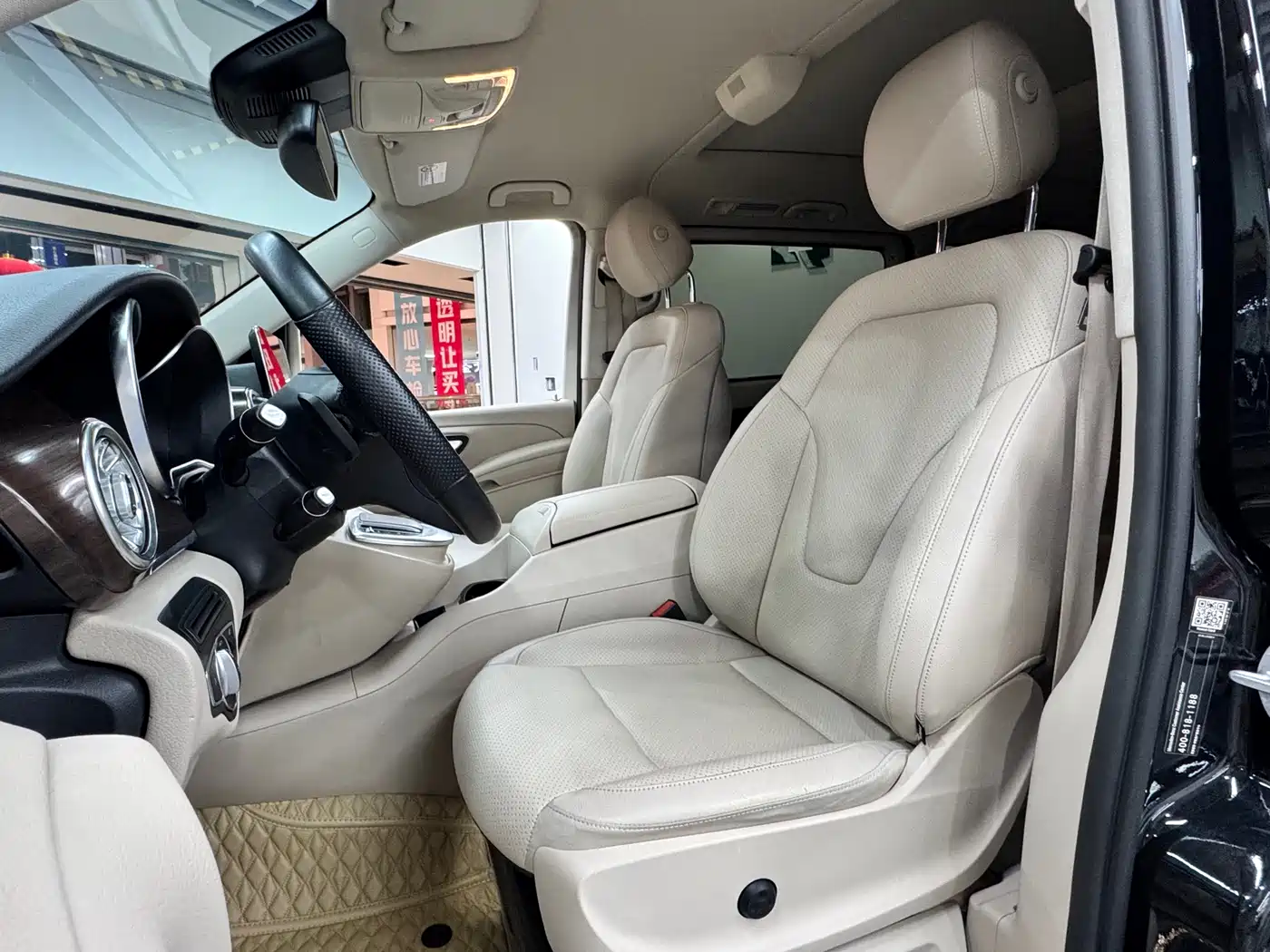 Mercedes-Benz V-Class 2022 V 260 Prestige Edition фото 6