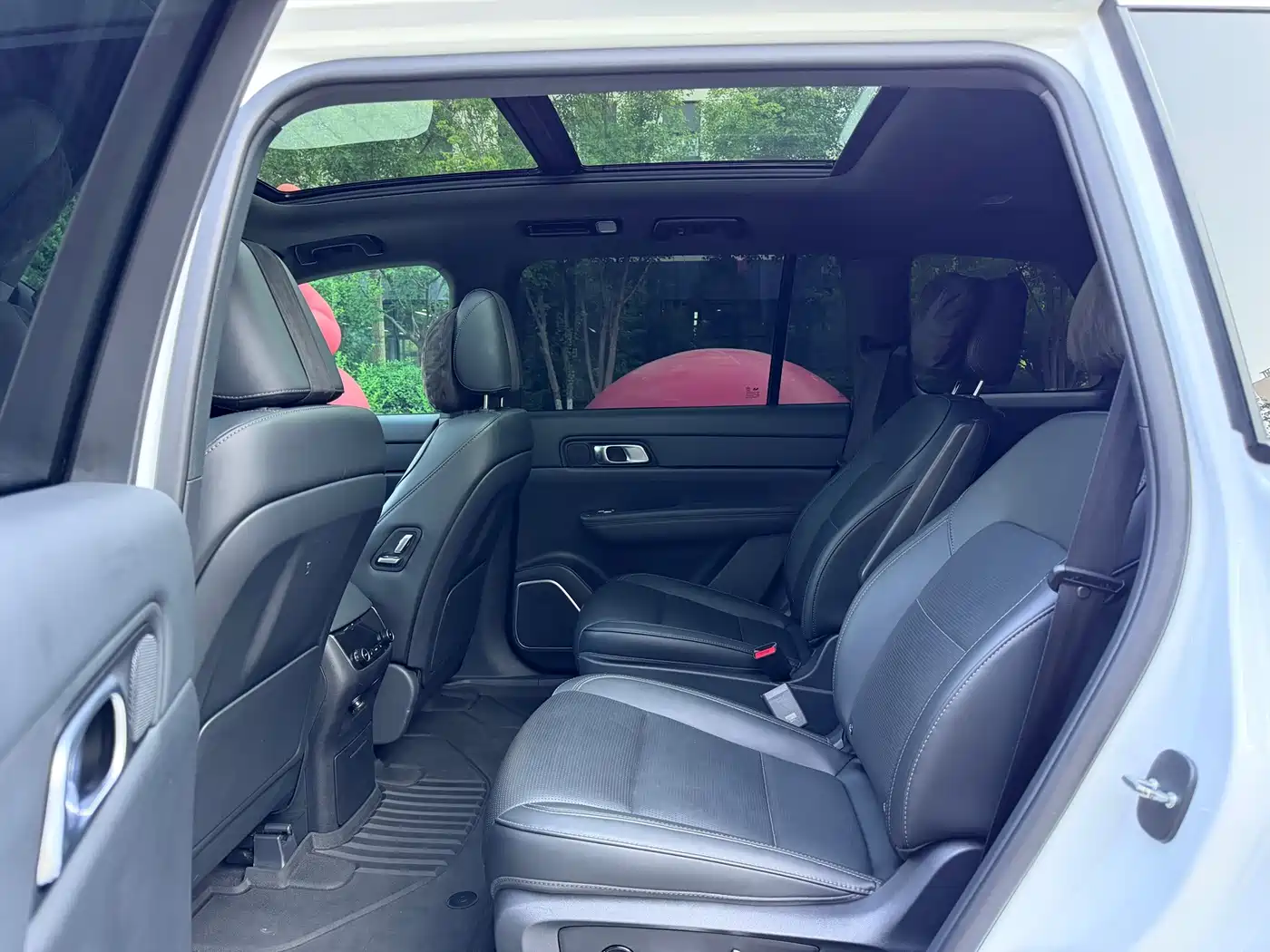 Фото 8 - Li Auto Li ONE
