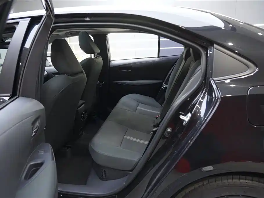 Toyota Levin 2024 Smart Hybrid 1.8L Knight Edition фото 16
