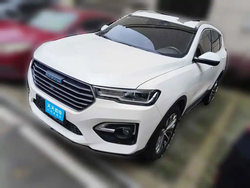 Photo 1 - Haval H6