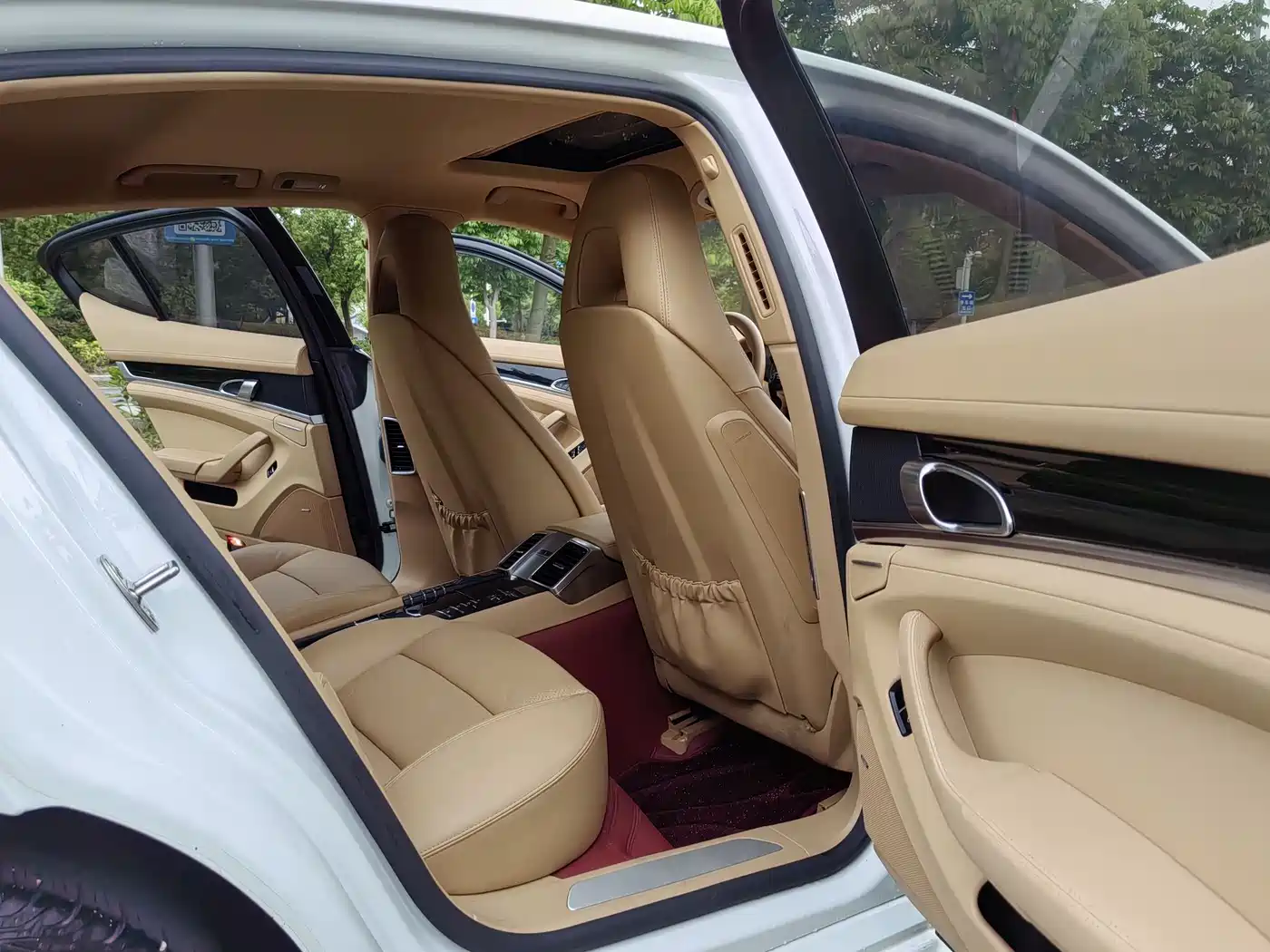 Porsche Panamera 2014 Panamera 4 3.0T фото 16