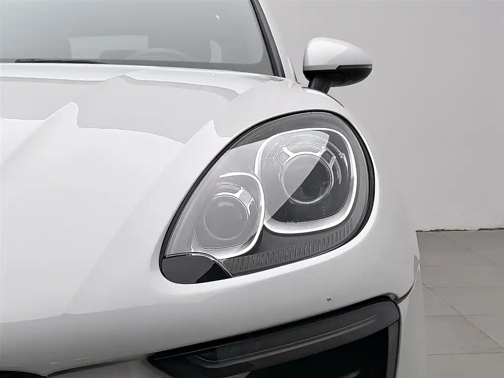 Porsche Macan 2017 Macan 2.0T фото 7