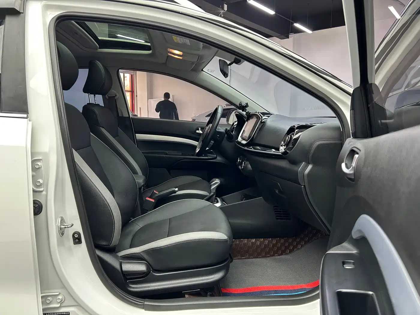 Kia KX1 2021 1.4L CVT Sunroof Version фото 19