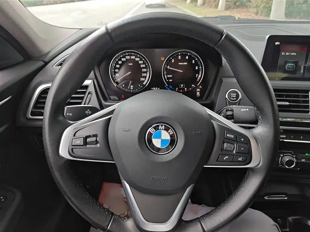BMW 1 Series 2019 118i Fashion Edition фото 7