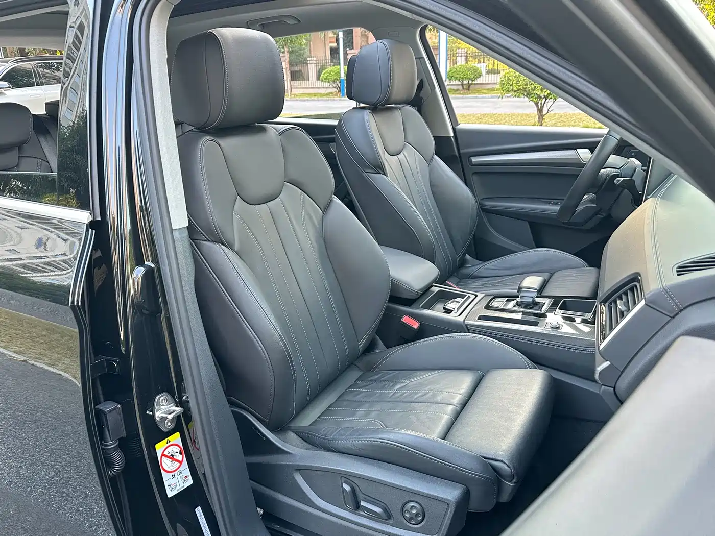 Audi Q5L 2022 40T Luxury Dynamic фото 23