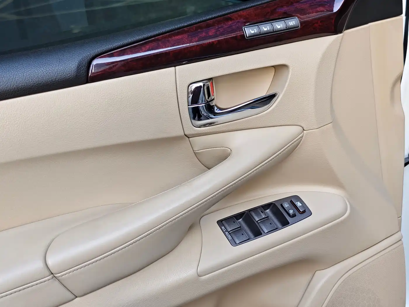 Lexus LX 2007 570 фото 18