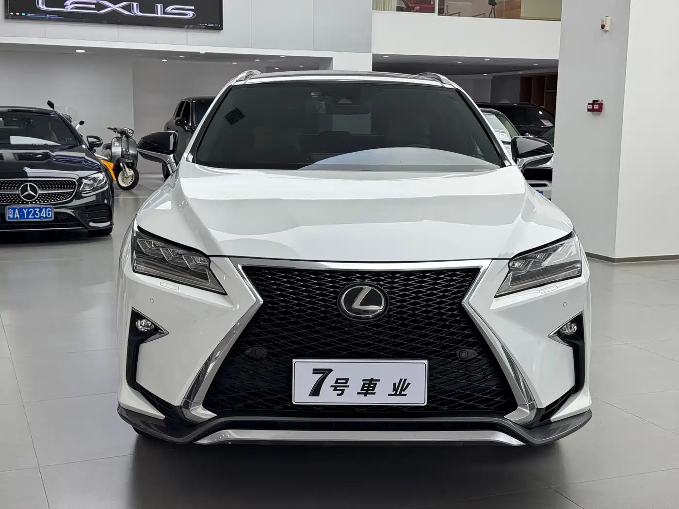 Lexus RX 2016 300 AWD F SPORT Edition China V фото 2