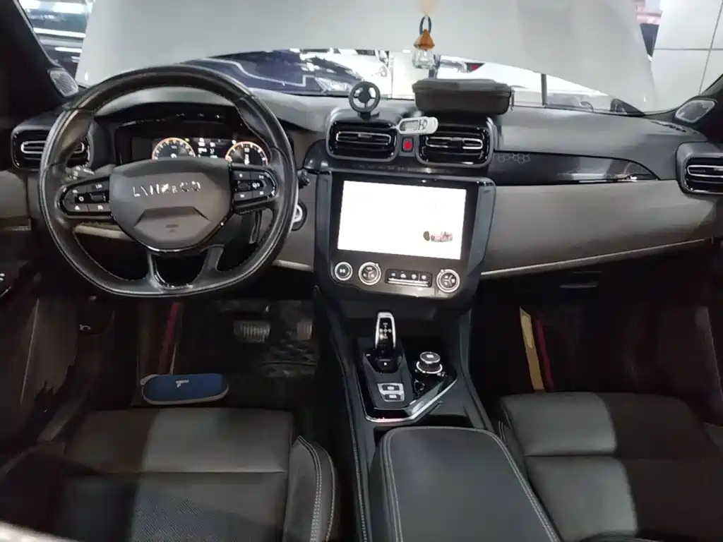Lynk & Co 02 Hatchback 2023 2022 2.0TD Pro
