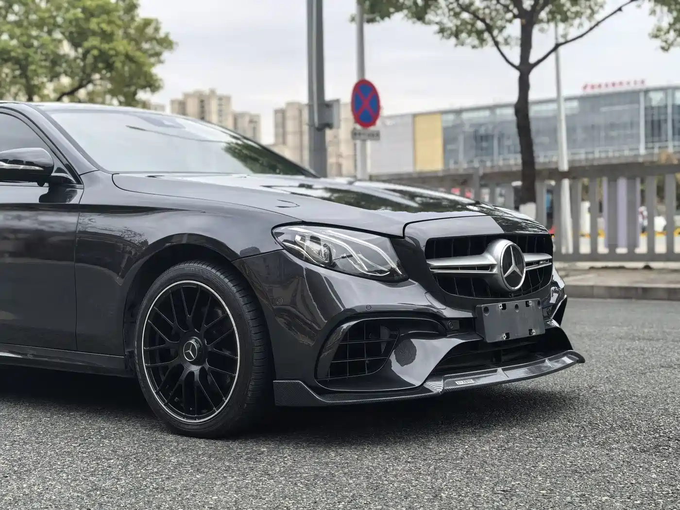 Mercedes-Benz E-Class 2017 E 200 Sport 4MATIC фото 4