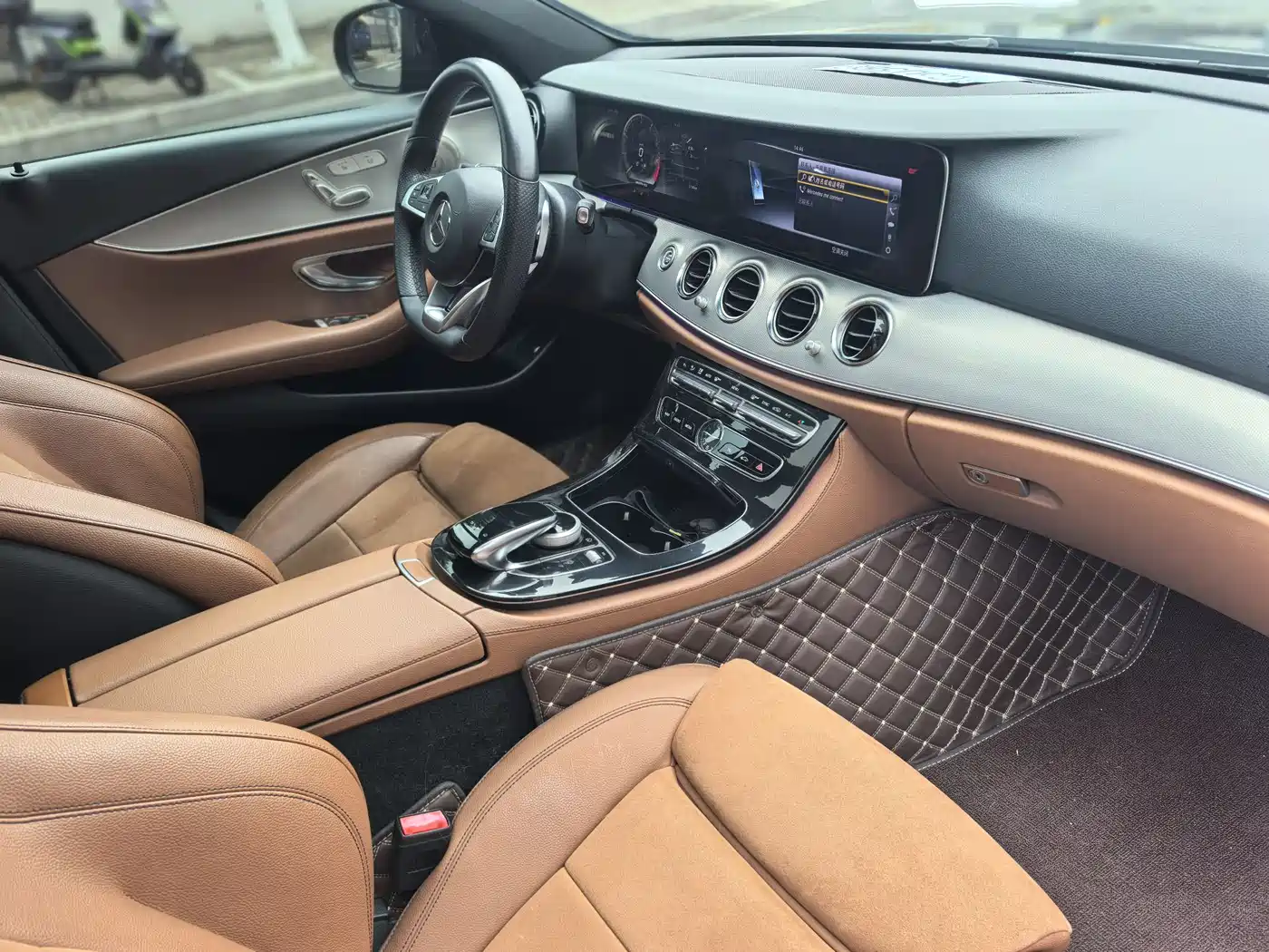 Mercedes-Benz E-Class 2017 E 200 Sport 4MATIC фото 13