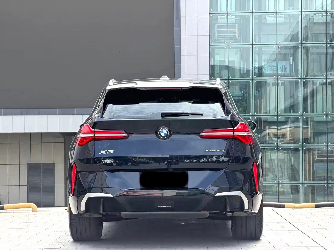 BMW X3 2025 xDrive30L Premium M Sport Package фото 16