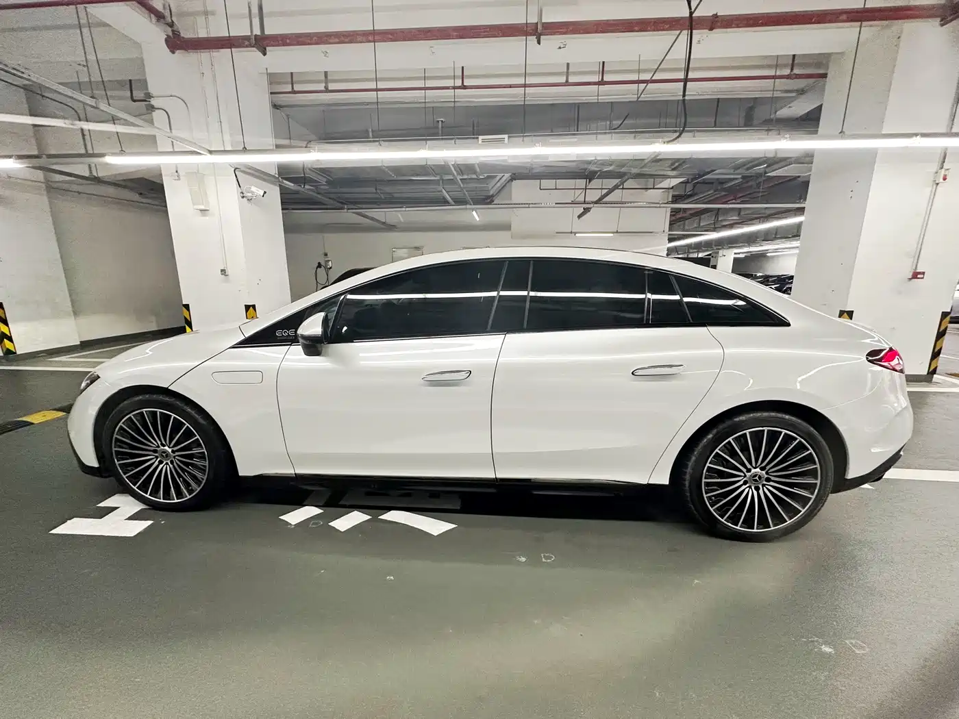Mercedes-Benz EQE 2022 350 Pioneer Special Edition фото 5