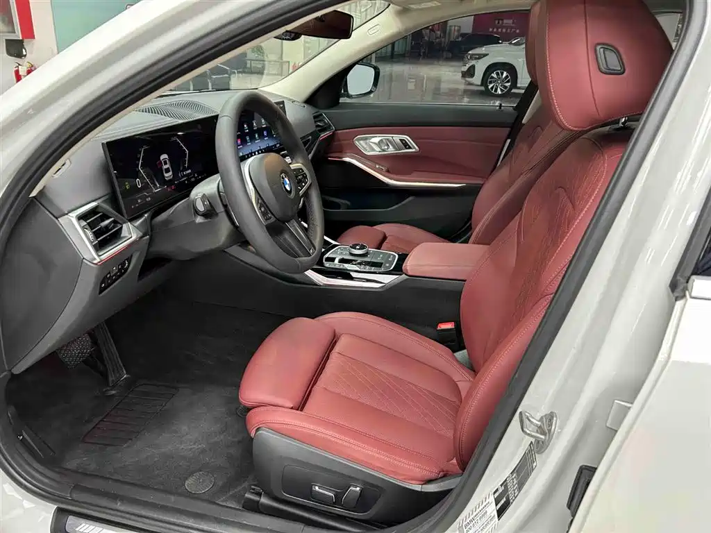 BMW 3 Series 2023 320Li M Sport Package фото 11