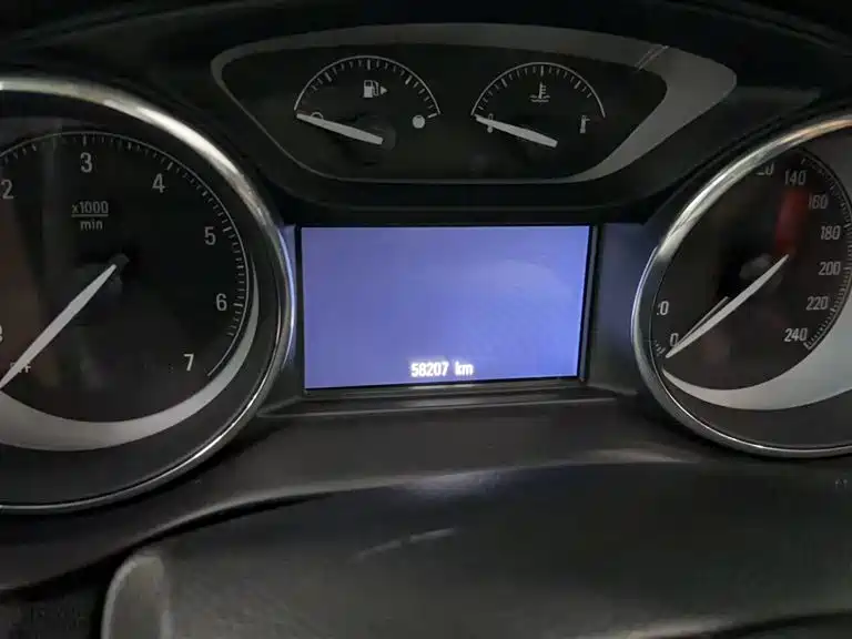 Buick Envision Plus 2020 20T FWD Luxury фото 5