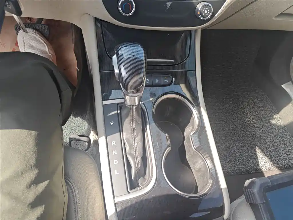 Buick Verano 2017 Sedan 15S Automatic Progressive фото 10