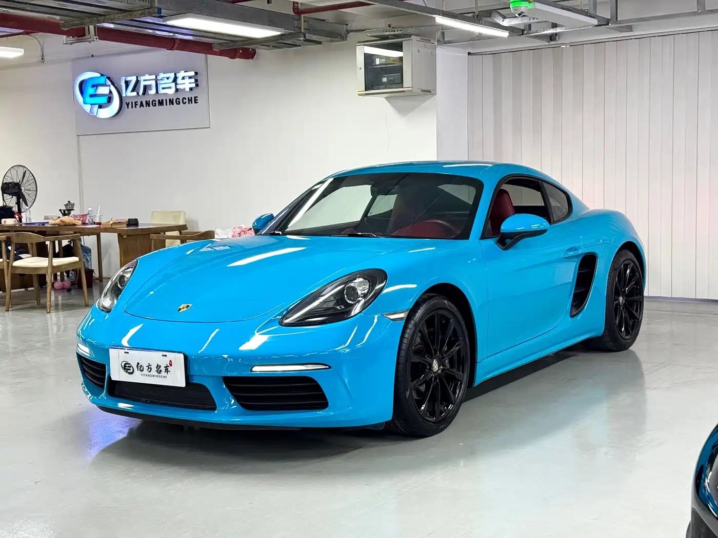 Porsche 718 2018 Cayman 2.0T