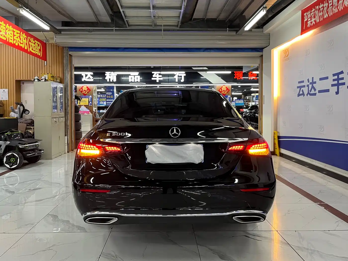 Mercedes-Benz E-Class 2023 E 300 L Luxury фото 4
