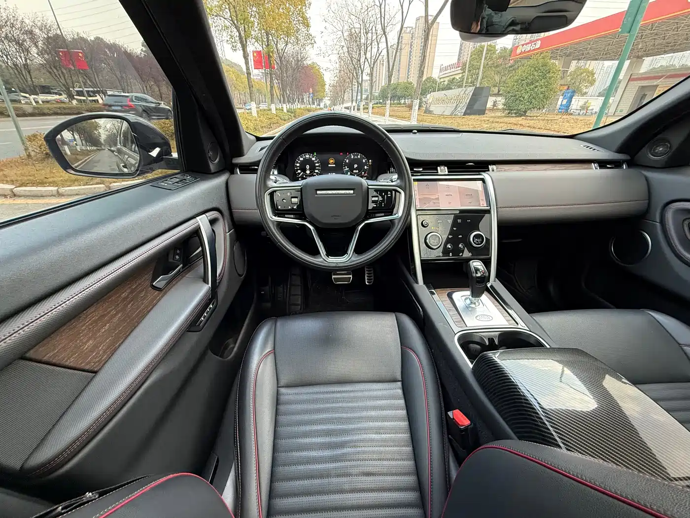 Land Rover Discovery Sport 2022 Model 249PS R-Dynamic S Performance Edition 5-Seater фото 19