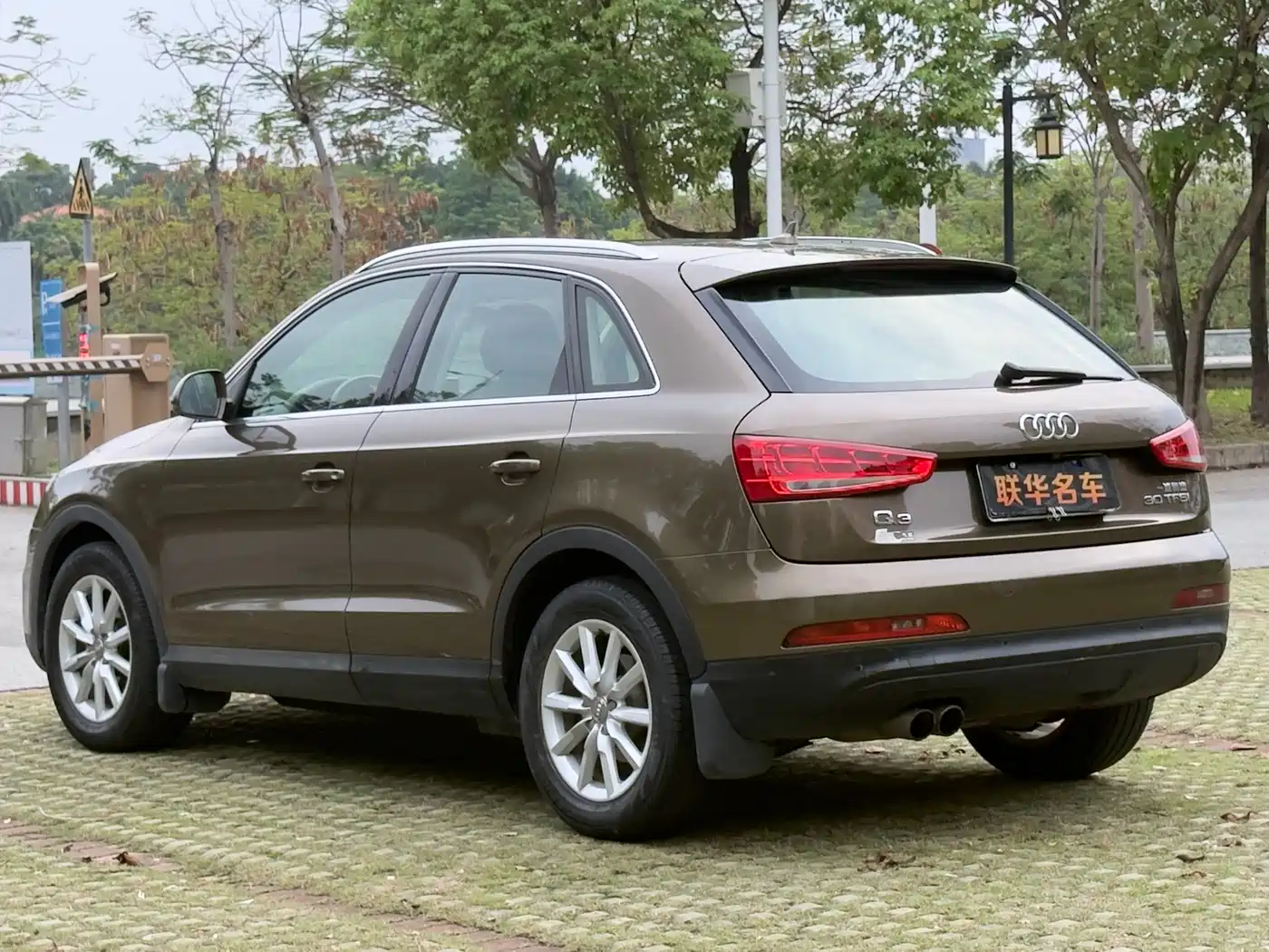 Audi Q3 2015 30 TFSI Progressive фото 8